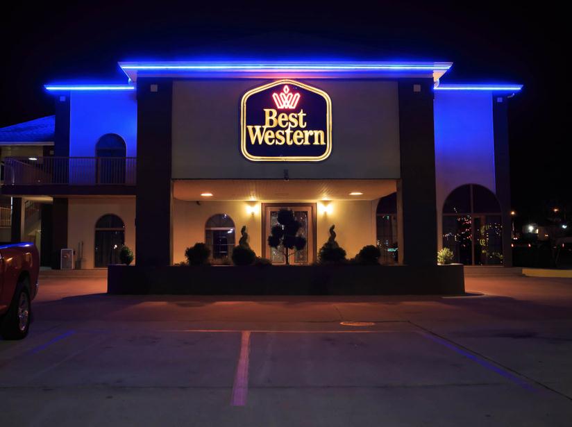 LED Neon Features and Application